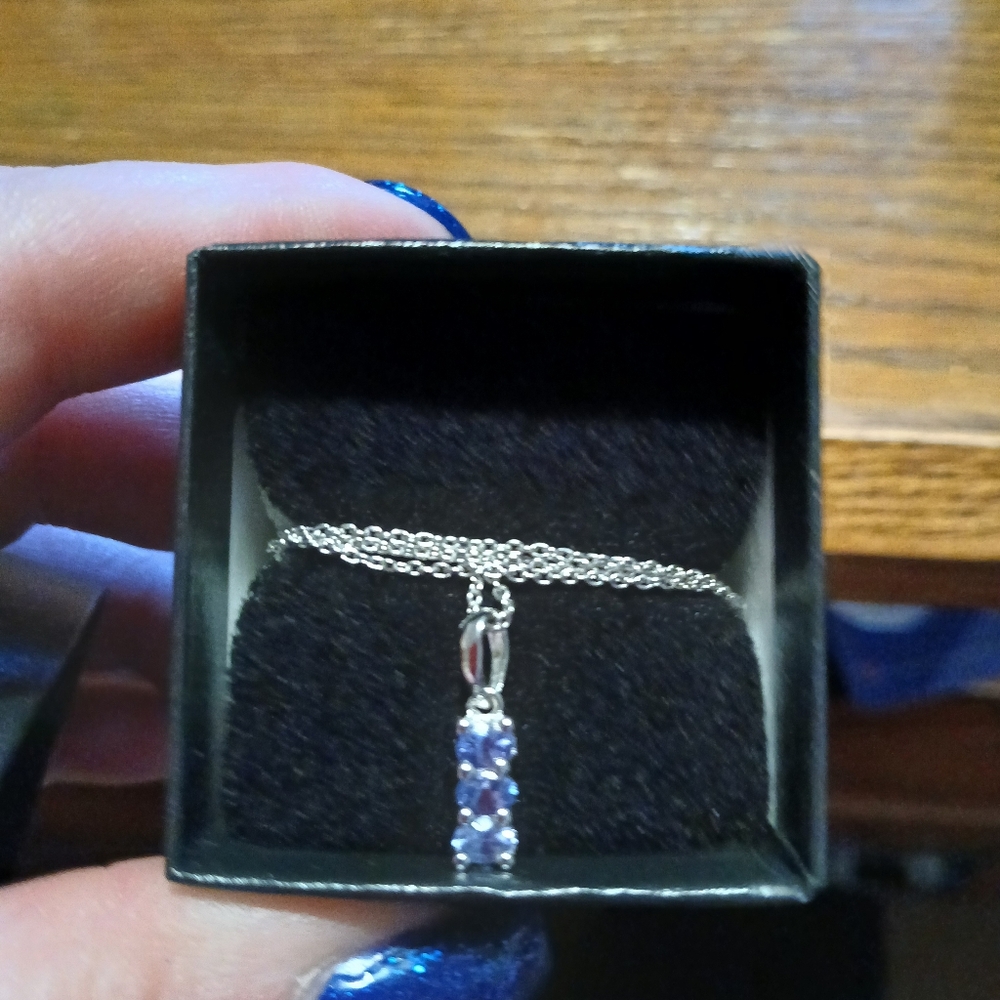 SS TANZANITE NECKLACE 3 STONES Past, Present, Future
